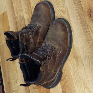 Men's Redwing #912 brown 6" work boots Size 7.5